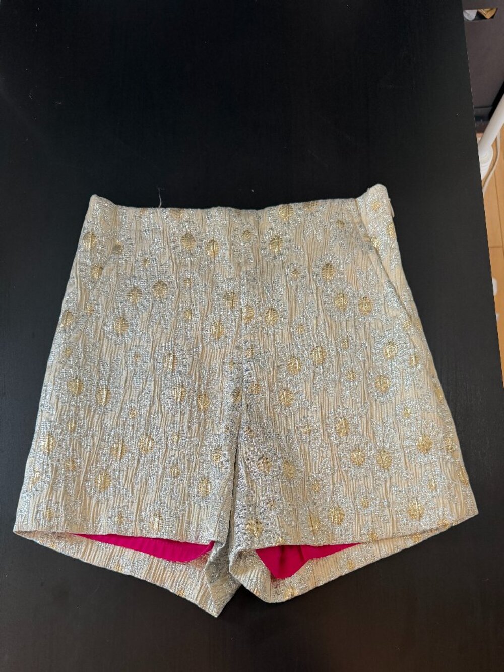Trina Turk Metallic Brocade Shorts Gold & Silver with Hot Pink Lining Size 0